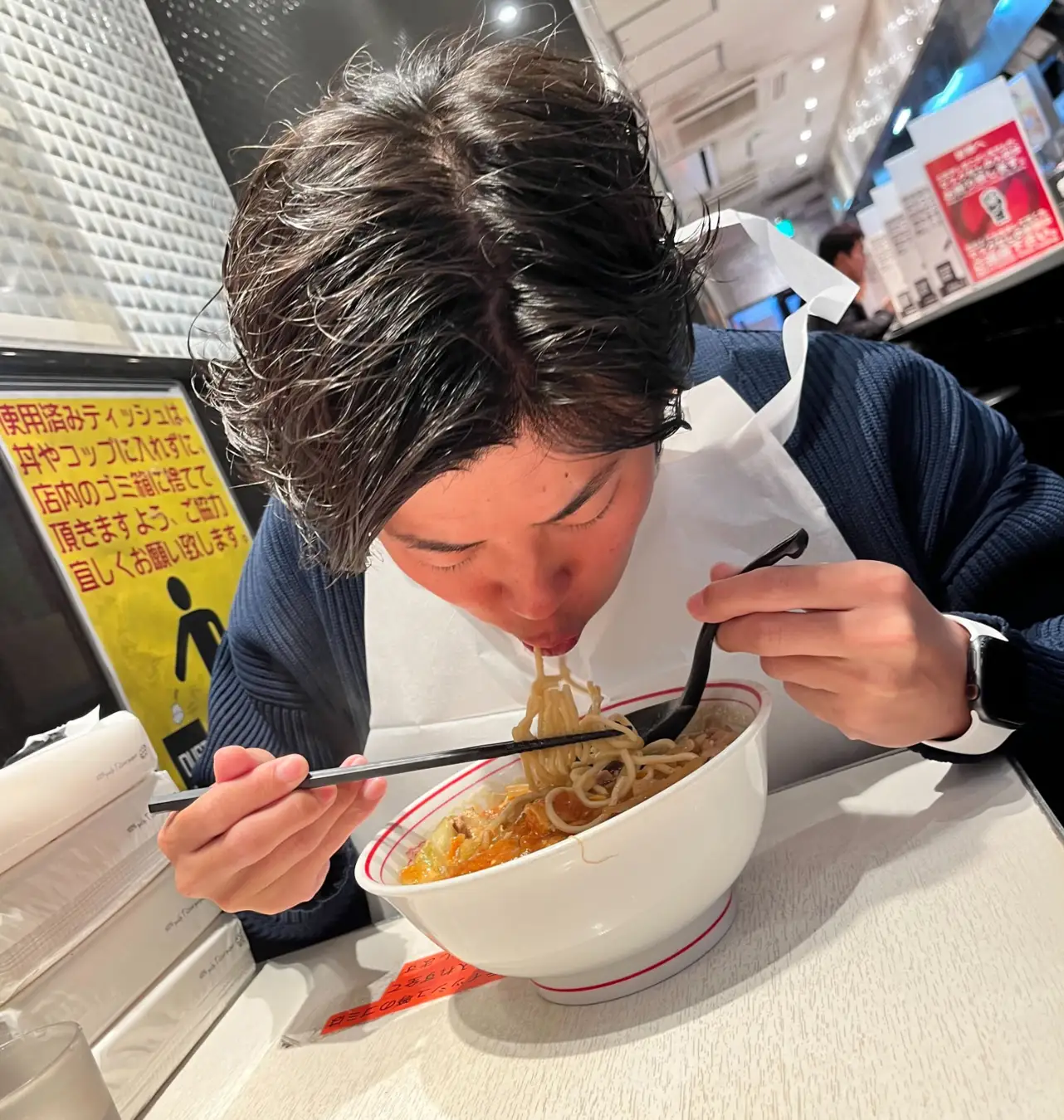 Q3.あなたは、どのように企業の福利厚生についての情報を収集していますか、当てはまるものを全て教えてください。(複数回答)